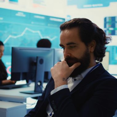 What Problem Is Xcelerate Trade Trying to Solve for Retail Traders?