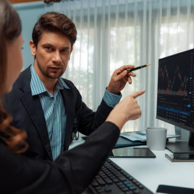 How do you choose between trend following and mean reversion on Xcelerate Trade